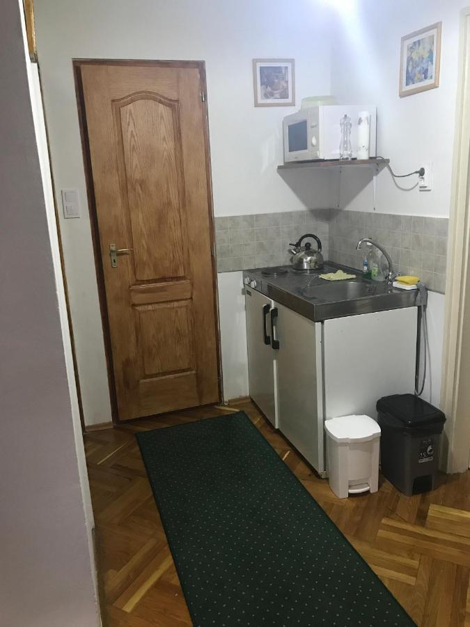 Hiv-Lak Apartman Еґер Екстер'єр фото