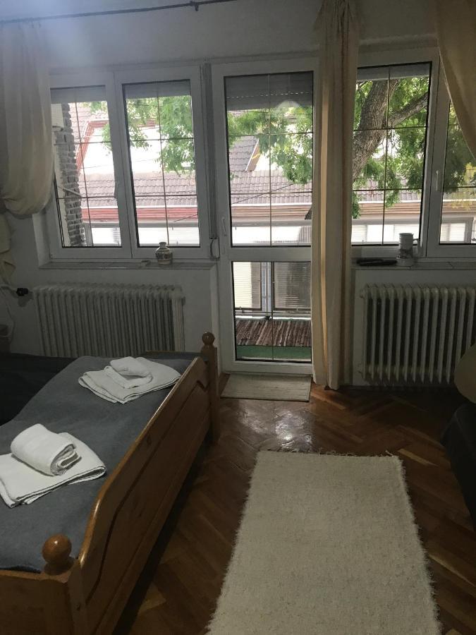 Hiv-Lak Apartman Еґер Екстер'єр фото
