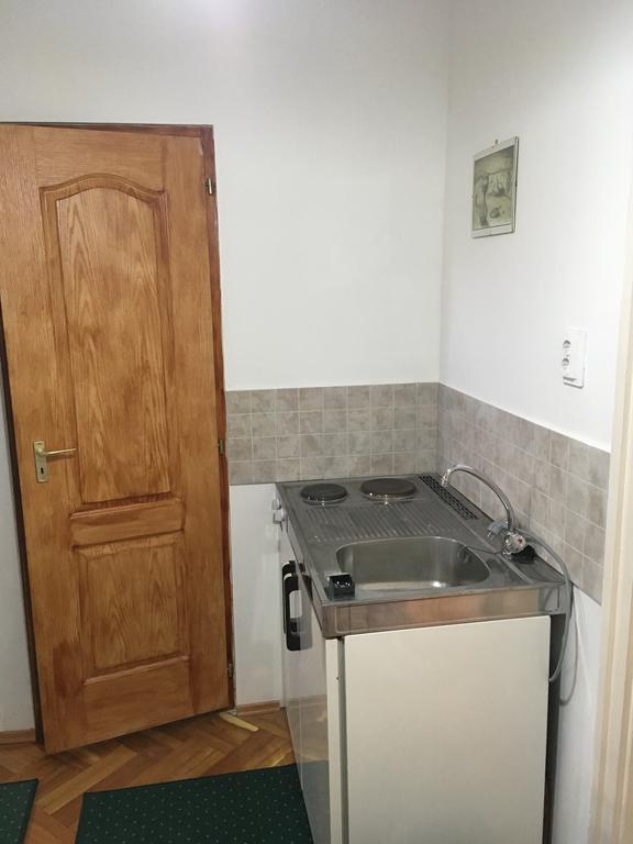 Hiv-Lak Apartman Еґер Екстер'єр фото