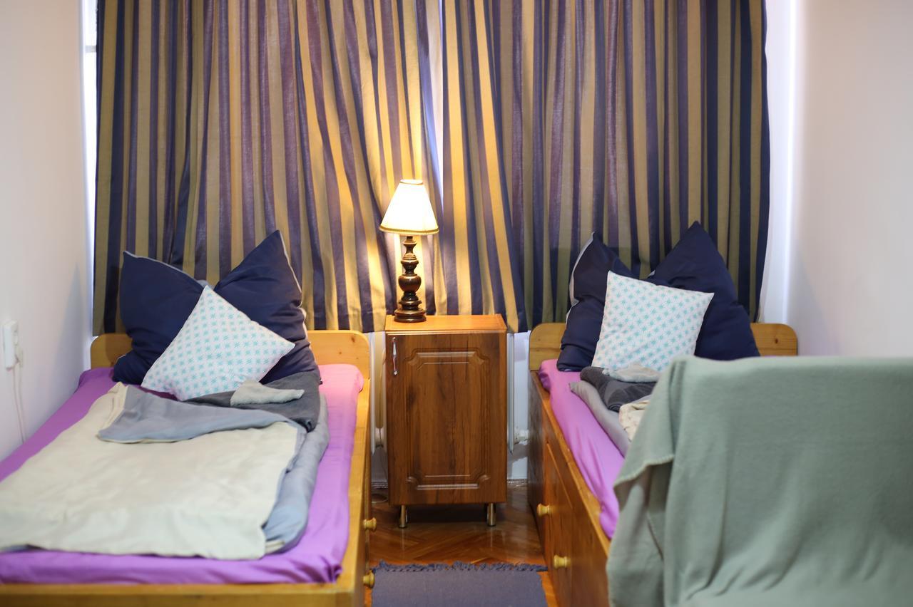 Hiv-Lak Apartman Еґер Екстер'єр фото